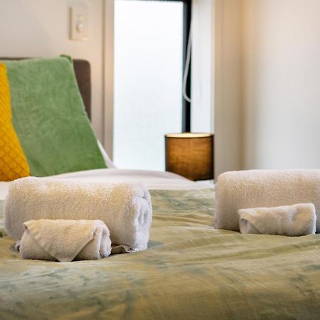 Serene Living 2 Bed With Carpark كريستتشيرش المظهر الخارجي الصورة